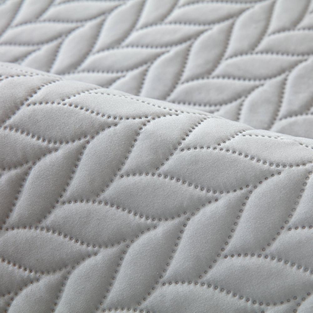 Waterproof Bed Cover Anti Slip Scratch Protector for Pet Dog Cat